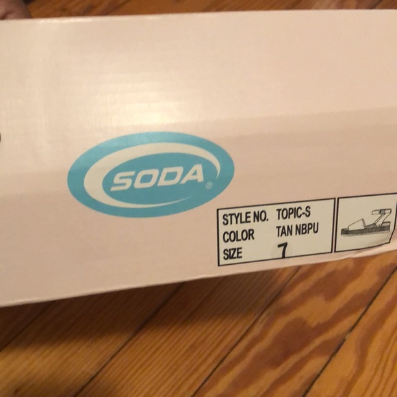 Soda sandals size 7 - Picture 5 of 5